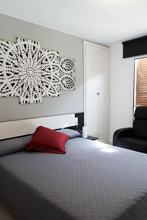Appartement Apartamento Con Piscina De Temporada A 50M Del Mar à El Port De La Selva